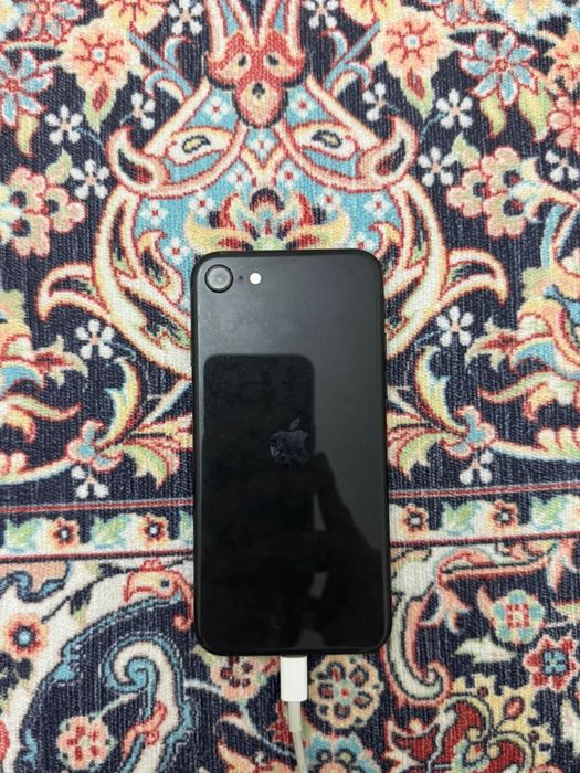 Iphone se акум 76