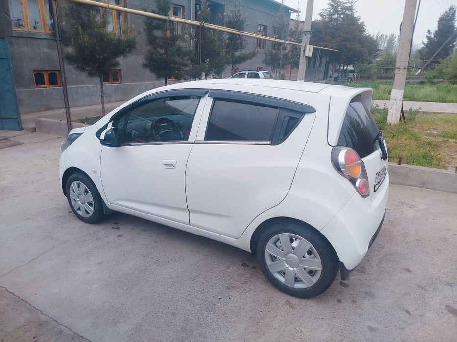 Chevrolet Spark 2012 — 4