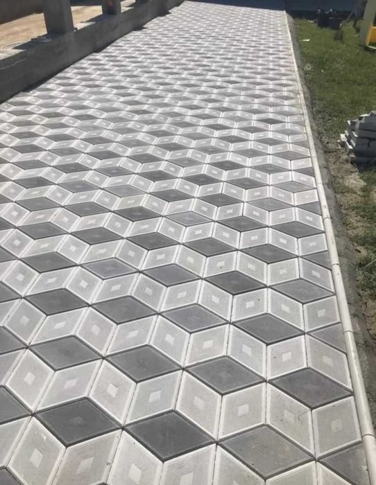Dale din beton pavaje si pavele model 20x10 de la 39lei mp Montaj