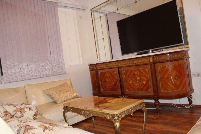 Дава се под наем Двустаен апартамент в София, Яворов - 57 кв.м за 700 € - Снимка #1