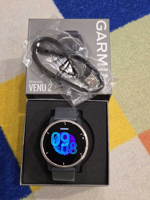 Garmin Venu 2 - GPS Smartwatch, Ecran AMOLED, Stare Excelentă