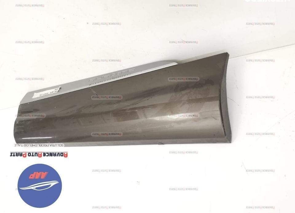 Bandou usa stanga spate original in stare buna Audi Q7 4M 2015 2016 20