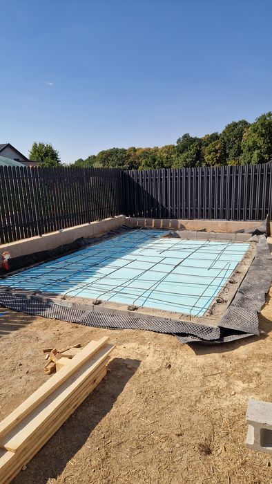 Execut tot ce ține de construcție lucrări mari și mici beciuri,garduri