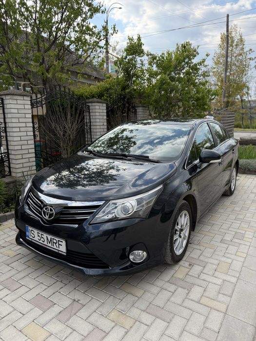 Toyota Avensis 2013 • 2.0 D-4D • 249.000 km • Întreținută exemplar • Stare excelentă