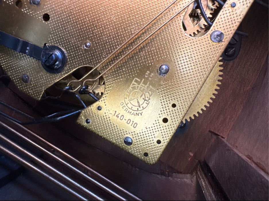 Ceas de semineu Hermle