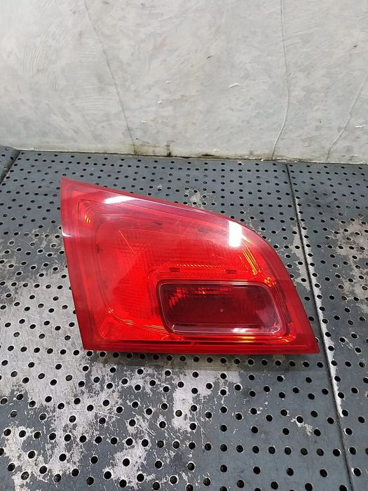 Stop tripla lampa stanga haion opel astra j 13282246
