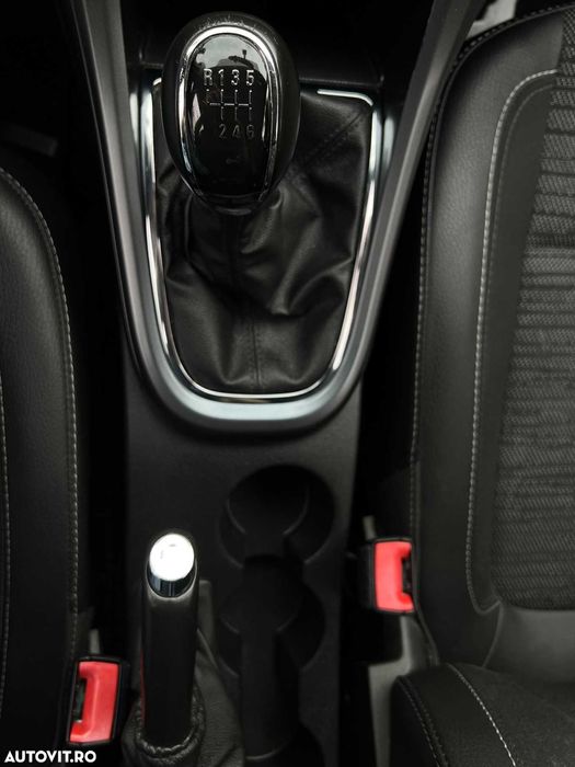 Se Vinde Opel astra J