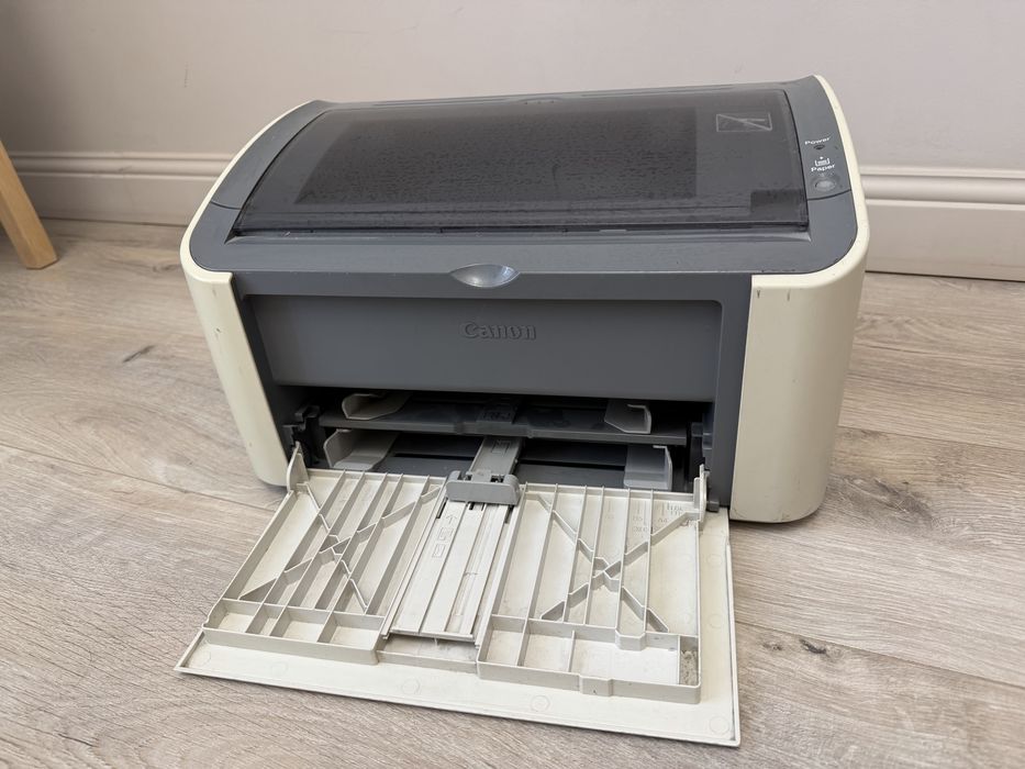 Продам лазерный принтер Canon LBP 2900