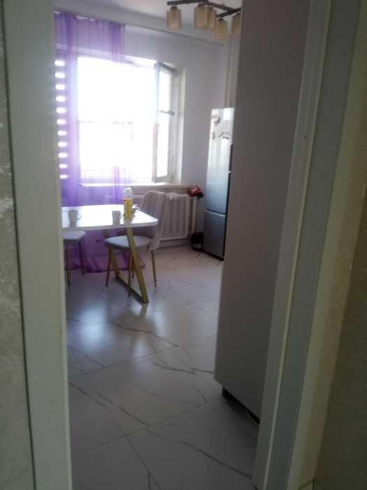 3х комнатная квартира 80м2 .10м-21дом
