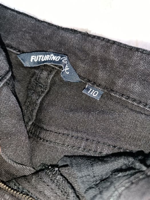 Продам детские черные джинсы