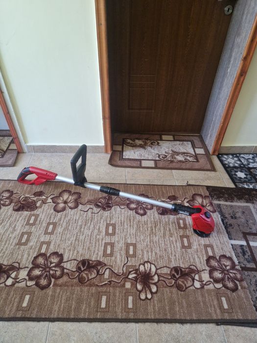 Продавам ел.тример Einhell