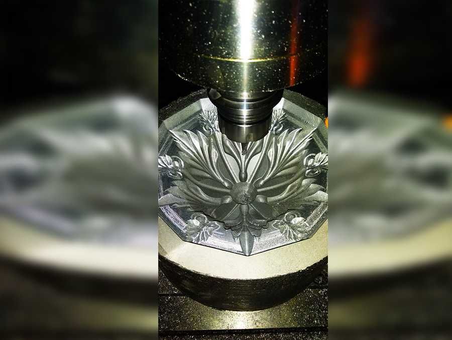 ЧПУ фрейзерная лазерная токарная обработка металла листогиб пробивной