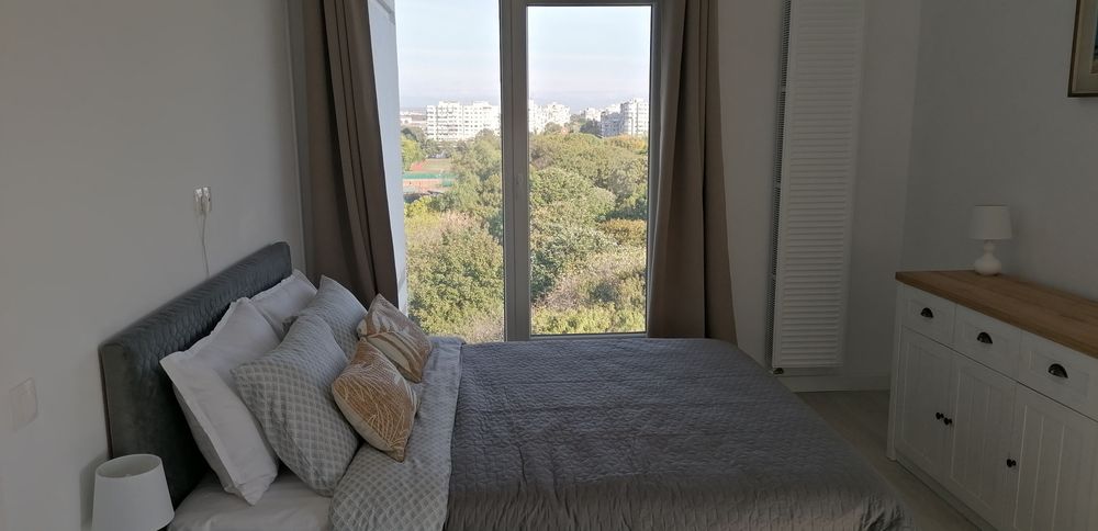 Inchiriez apartament cu două camere