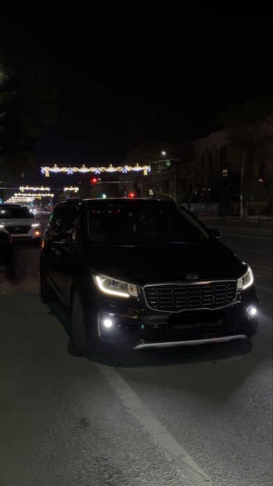 Kia Carnival 2020 Qora Avtomat