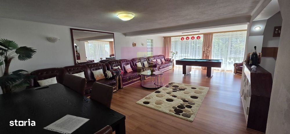 Vila cu 7 camere de vanzare in Busteni