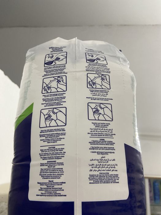 Памперс S размер