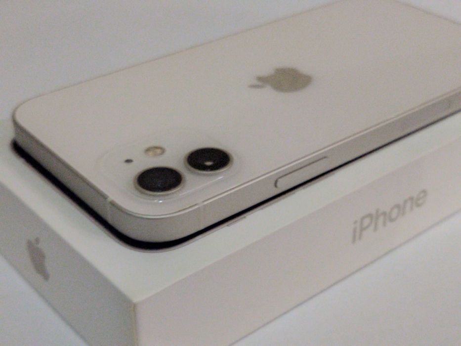 iPhone 12 64 GB White - идеальное состояние