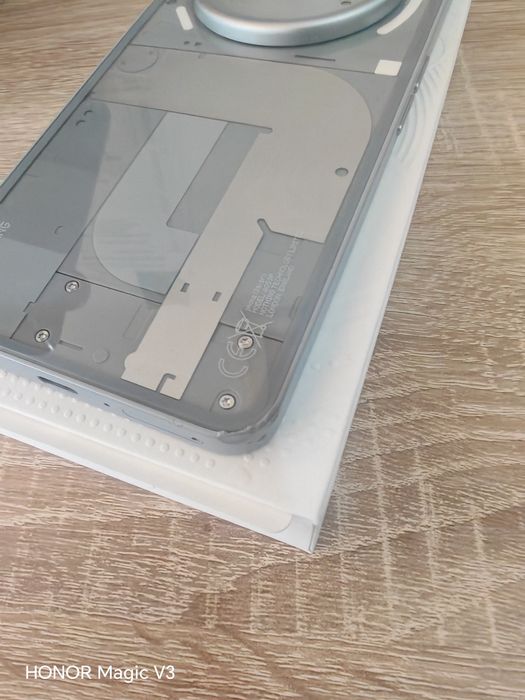 Nothing Phone (3a) Pro 5G, 256GB, 12GB RAM, Grey – garanție până la 21.12.2027