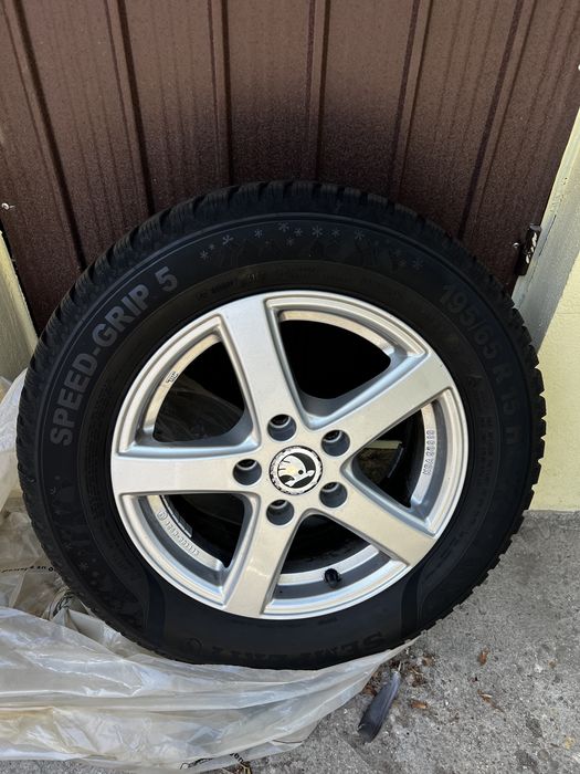 Jante aluminiu Vw Audi Skoda Seat 5x112 R15 cu cauciucuri ca noi de iarna 195/65 R15