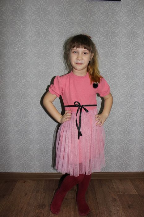 Продам детские платья на девочку, новые