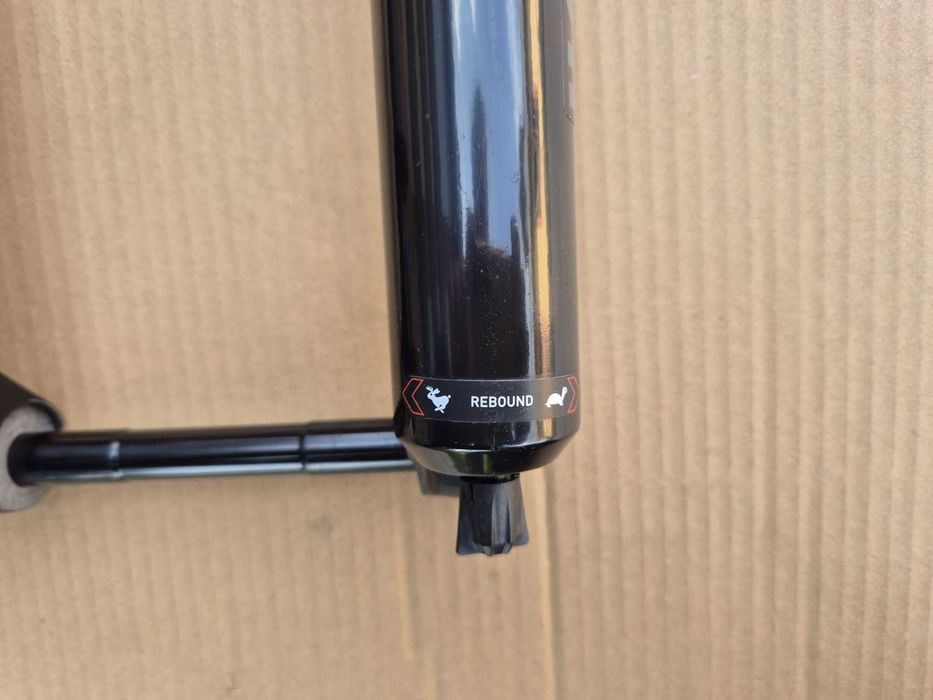 Furca Rockshox 35 Silver Coil (FS-35S-TK-A1), 29inch, 130mm in conditie noua