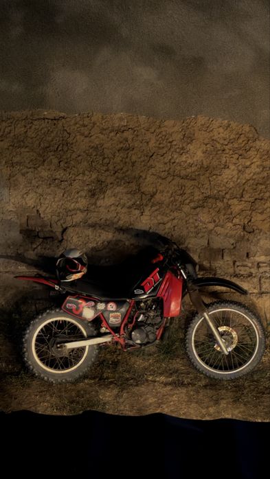 Продавам Yamaha dt