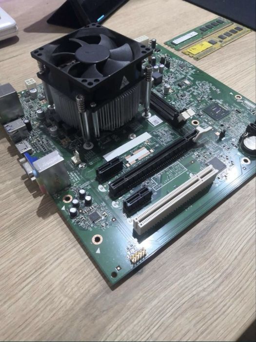 Kit i7-4790 + 8GB RAM + Placă de bază Dell