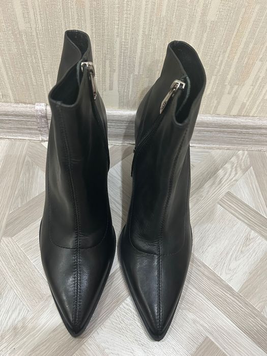 Сапоги От Zara кожаные