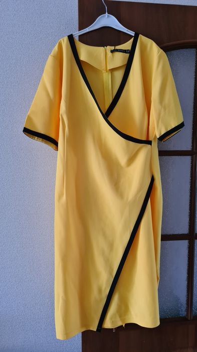 Женские платья на 52