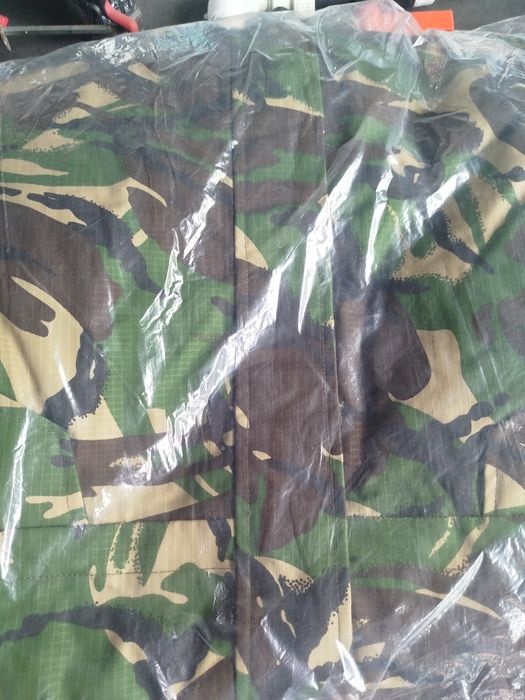 Costum militar ristop
