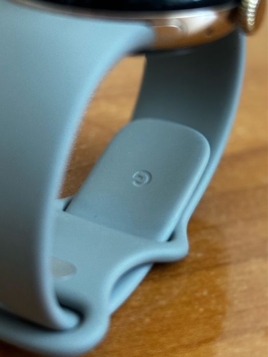 Google Pixel watch | 41mm | Champagne gold/hazel