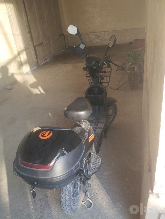 Sukuter sotildi narxi 200 y.e