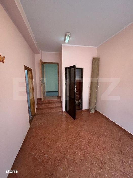 Casa mutifunctionala, 380 mp utili, pretabila pentru activitati comerc