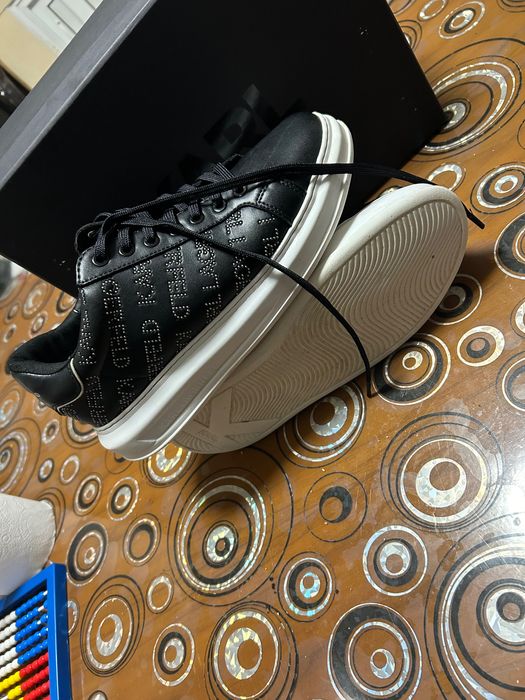 Официални обувки KARL LAGERFELD!