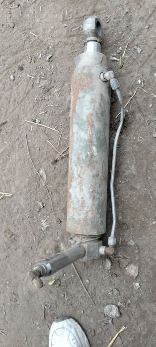 гидровлический цилиндр