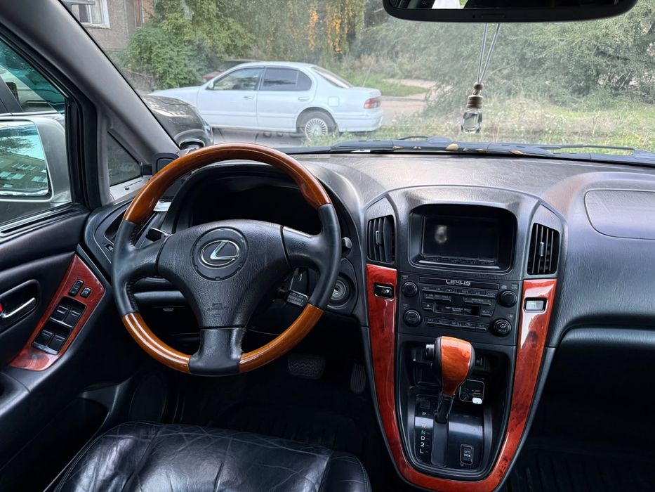 LEXUS RX300 продам