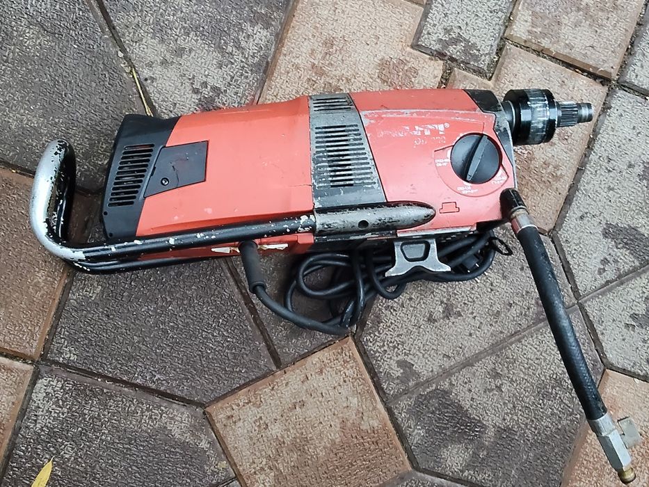 Cărora HILTI DD  200 in stare foarte bună