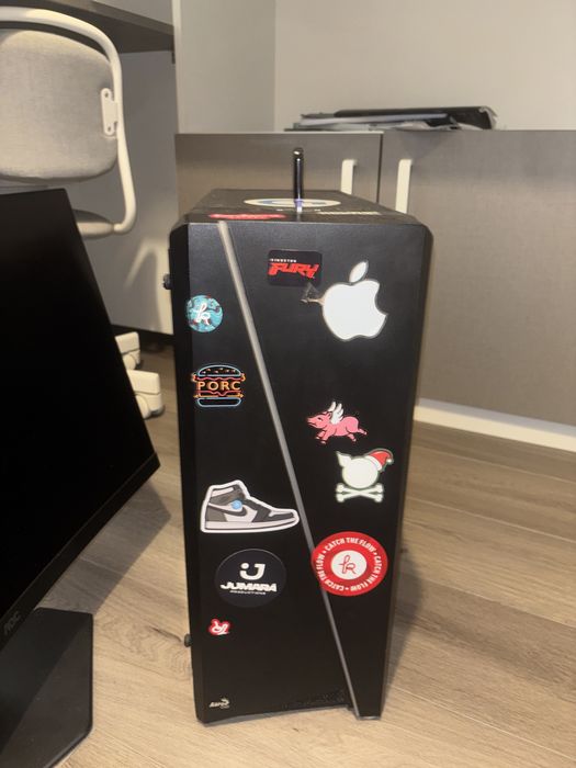 Pc gaming  pentru 800 de lei in plus dau si un monitor (schimb si cu mtb