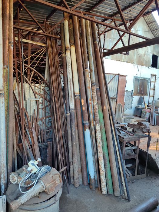 Продам трубы для стоек