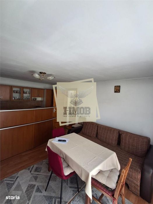 Apartament la casa 78 mpu pivnita| curte si parcare zona Sub-Arini