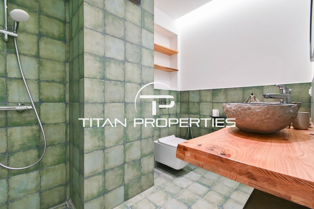 Дава се под наем Тристаен апартамент в София, Център - 90 кв.м за 1300 € - Снимка #11