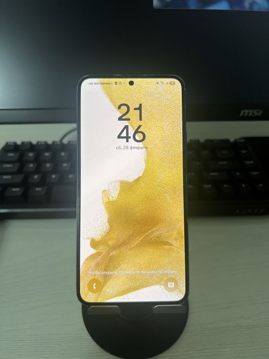 Продам Samsung s22