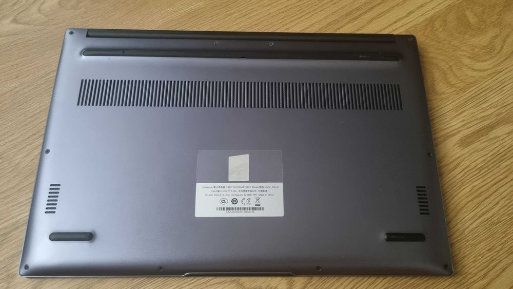 Laptop Huawei MateBook D14 i5 Gen 11 - CA NOU + rucsac ASUS ROG