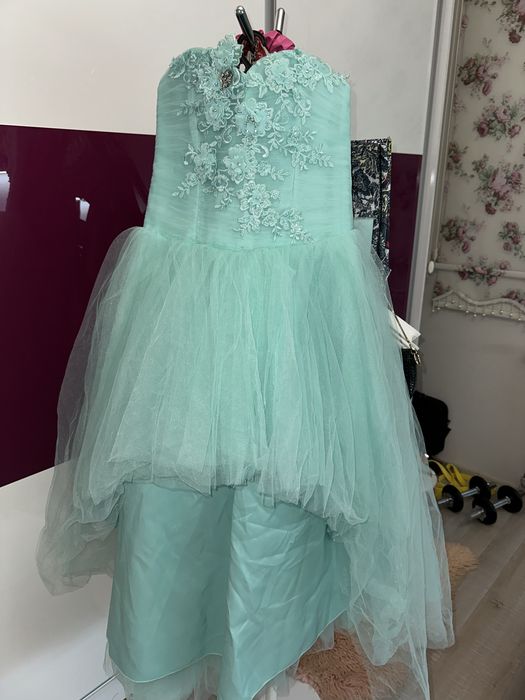 Бална рокля