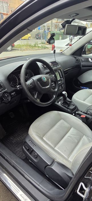 Vând masina Skoda Octvia