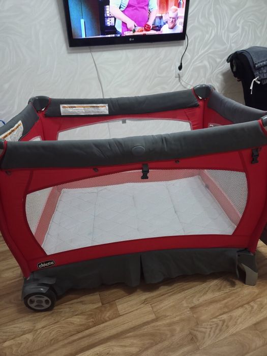 Манеж Chicco 2 в 1