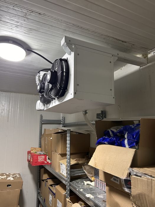 Reparatii vitrine frigirifice