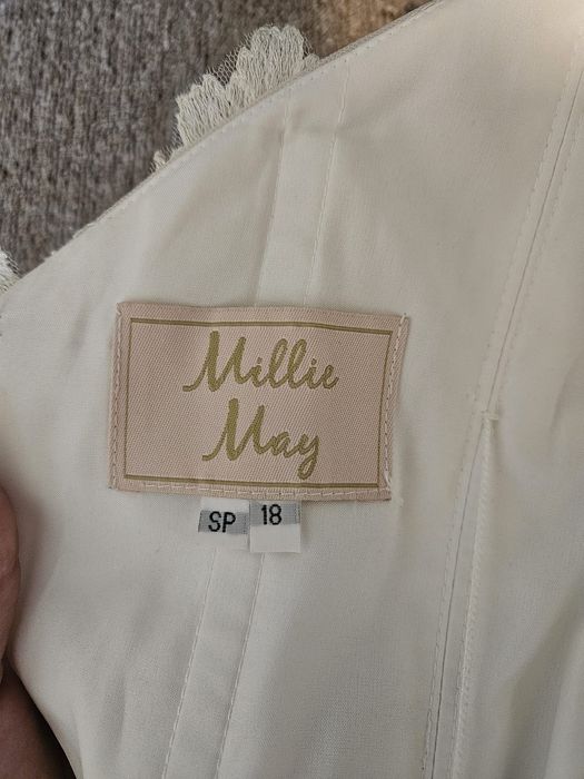 Булчинска рокля, носена веднъж, размер 18, закупена от Англия