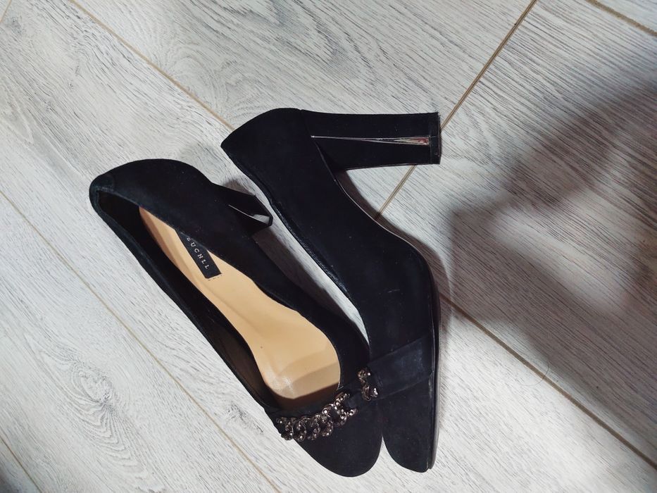 Туфли замша в отличном состояний