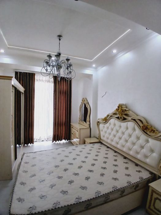 N6765Yakkasaroy tumani Shota Rustavelli J/K Yakkasaroy CityMall 2/9/10